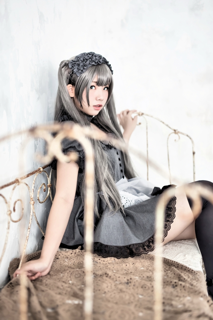 Rabbit play pictorial - black maid(53)